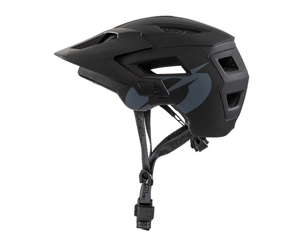Kaciga Oneal Defender 2.0 Solid Black